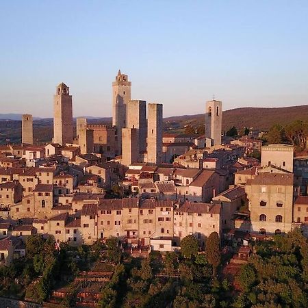 Castello Di Fulignano Ildebrando Superior Apartment San Gimignano Esterno foto